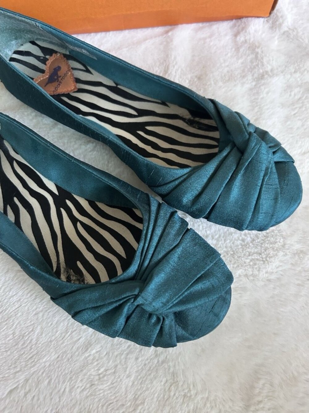 Rocket Dog Marilee Ruched Silk Slip On Flats Dark Teal Jade Size 10M